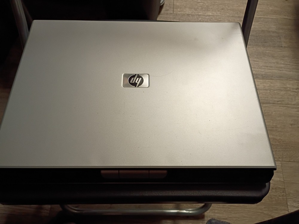 HP Pavilion dv4000 Laptop – Vintage 2000s Model, Retro Collector’s Item, Unteste