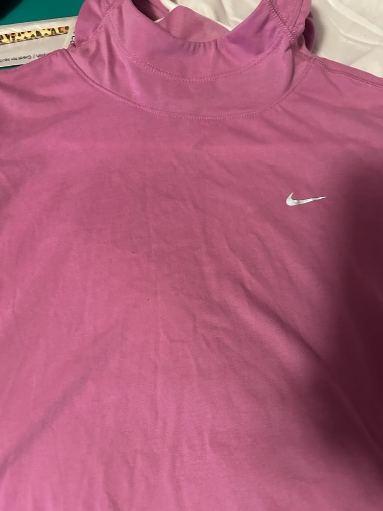 Nike Women's Dri-Fit Legend training pink Size S NWT $30