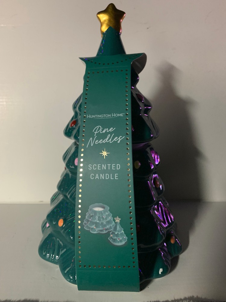 Aldi Limited Edition 2024 Green Christmas Tree Candle Pine Needles 14 oz