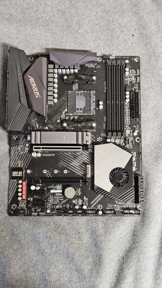 GIGABYTE X570 Aorus Elite AM4 ATX AMD Motherboard