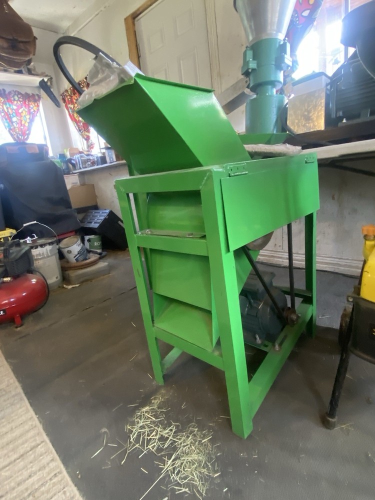 Green Metal Shredder Industrial Process Machine w/ Hopper & Electric Motor