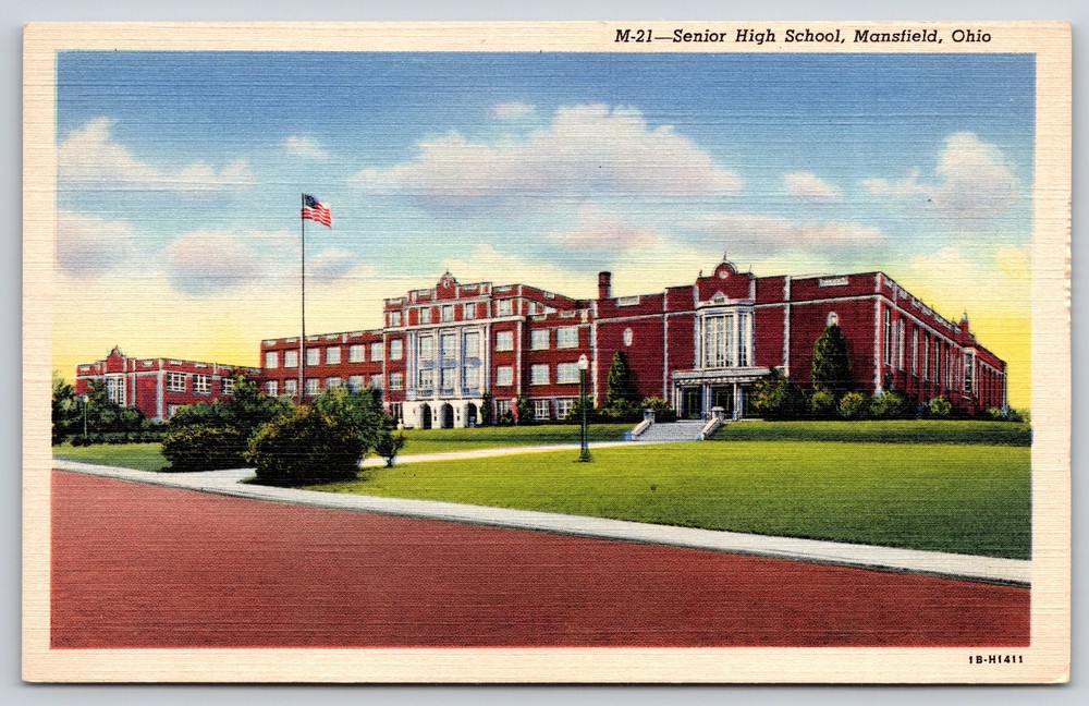 Mansfield Ohio~Panorama of Senior High School~Vintage Linen Postcard