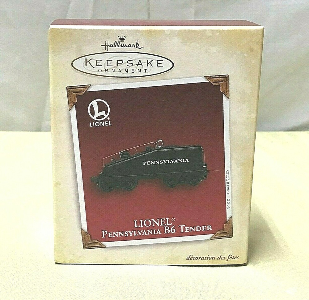 2005 Hallmark Miniature Lionel 1939 Hiawatha Steam Locomotive & Tender 2-Piece Set