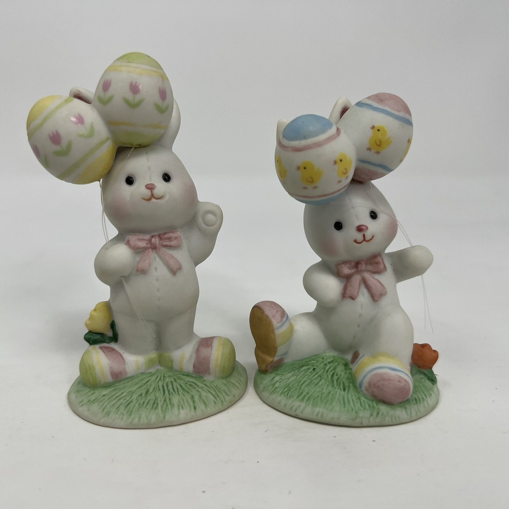 Vintage Easter Bunny Figurines With Balloons Porcelain Lot Of 2 Ceramic Cute