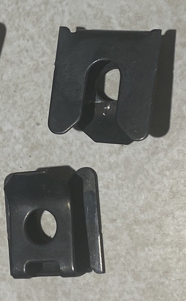 Kenmore/LG Refrigerator: Compressor Mount Retainer Clip 4620JA3015A (Set of 2)