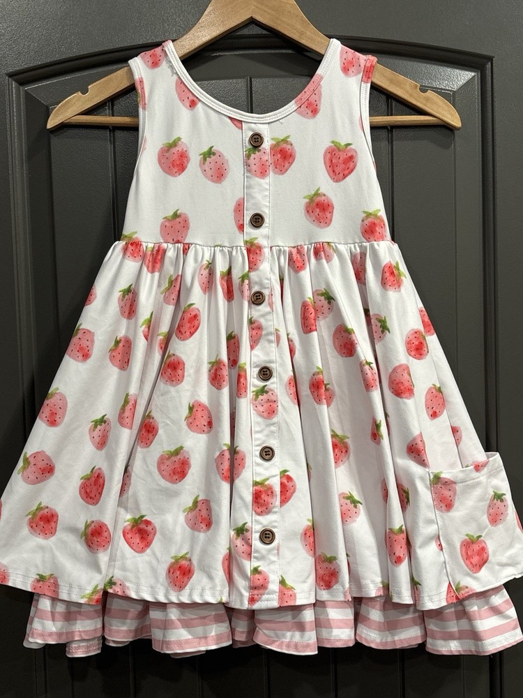Boutique Strawberry Girls Dress NWOT Sz 5/6
