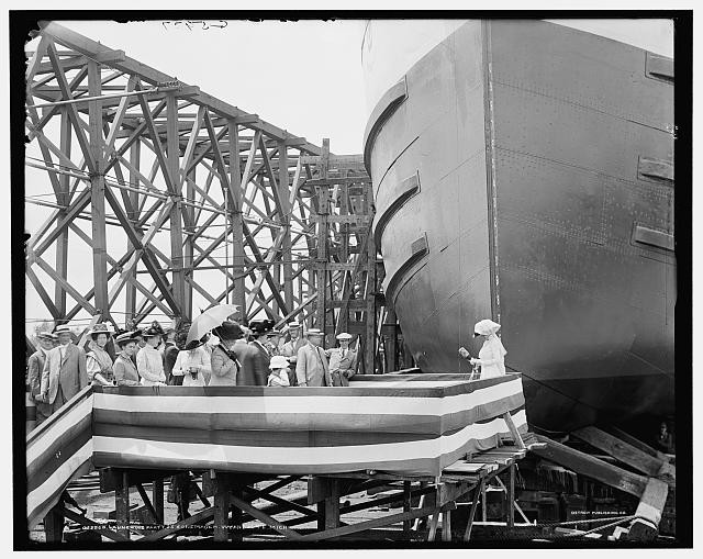 Photo:Wyandotte Michigan SS Conemaugh Launching Party Freighter 1909