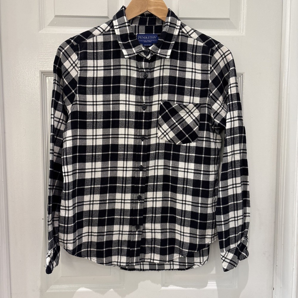 Pendleton Women’s Flannel Cotton Long Sleeve Black & White Plaid Shirt Petite M