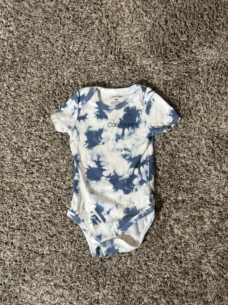 Calvin Klein Baby Bodysuit 12M Blue Tie Dye Logo Short Sleeve One Piece
