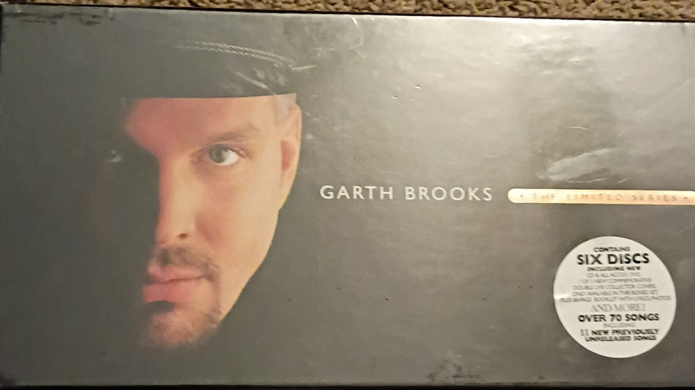 Garth Brooks Limited Edition 6-Disc CD Box Set The Limited Series sealed