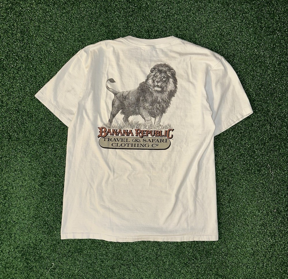 RARE Vintage 90s Banana Republic Safari Lion Nature Tee Size L