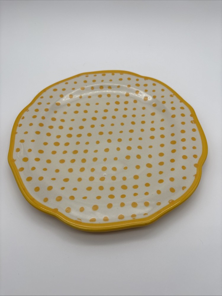 Pioneer Woman Retro Yellow Dot, Salad Plate 8.75 in. wide Yellow Edge