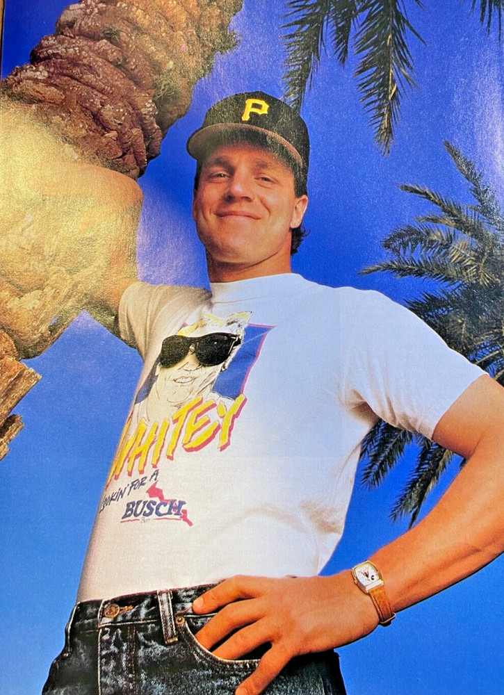 1989 Andy Van Slyke Pittsburgh Pirates Baseball illustrated