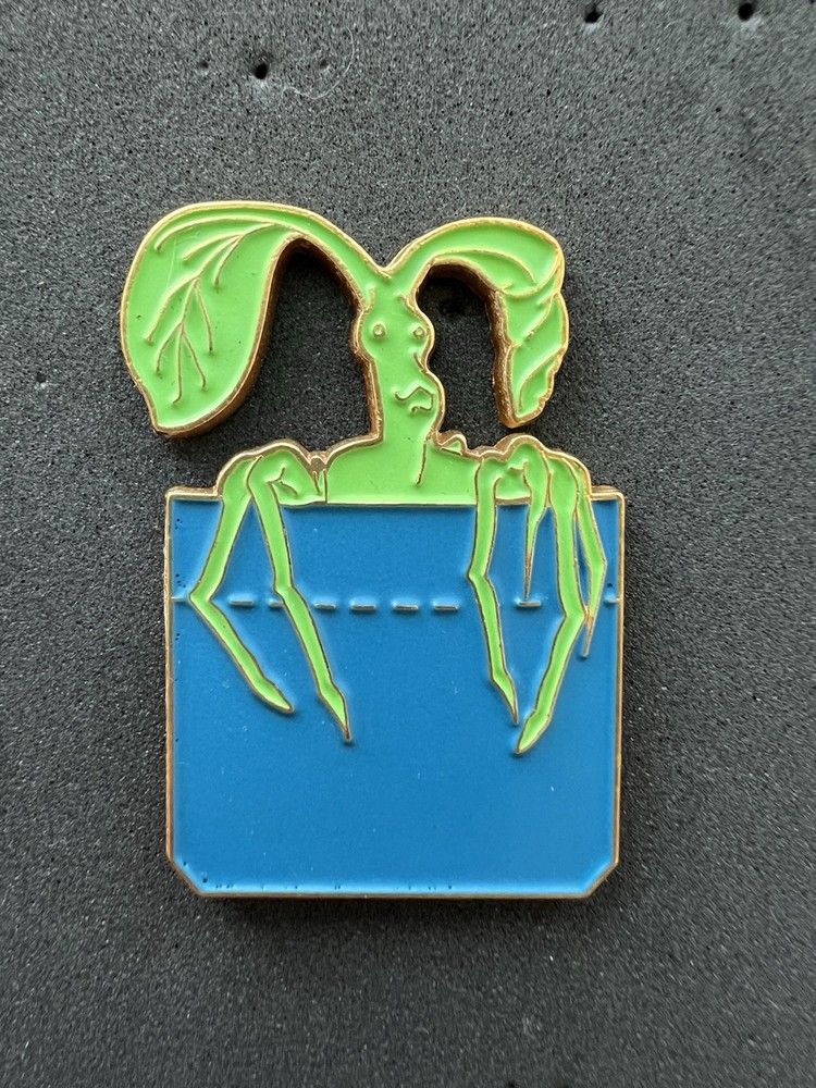 BOWTRUCKLE pin Harry Potter Wizarding World Loot Crate  Fantastic Beasts