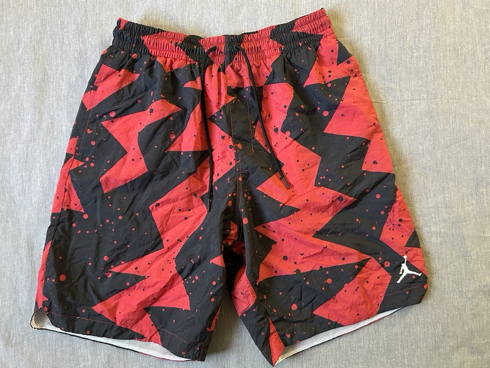 Jordan Men's L Red Black Geometric Mesh Polyester Basketball Shorts Drawstring