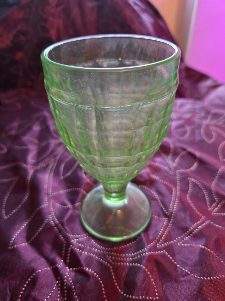 Hazel-Atlas Colonial Block green depression glass water goblet uranium