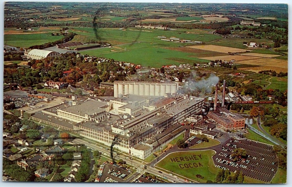 Postcard - Hershey Chocolate Corporation, Hershey, Pennsylvania, USA
