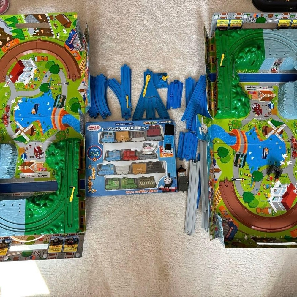 Thomas and Friends DX Connected Set & Plarail Locomotive Thomas Outing 3D Map 2