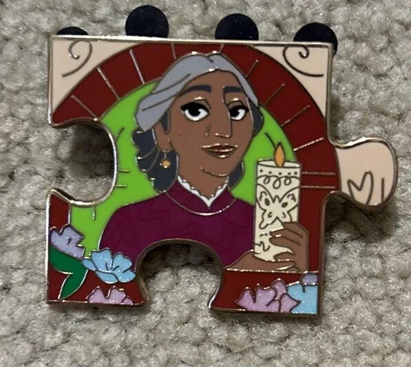 Disney Parks Encanto 2024 Abuela Alma Madrigal LE 600 Puzzle Pin Grandma-image
