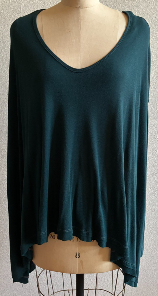 Free People Oversized Slouchy Top Sz Small Green Long Sleeve Rayon EUC