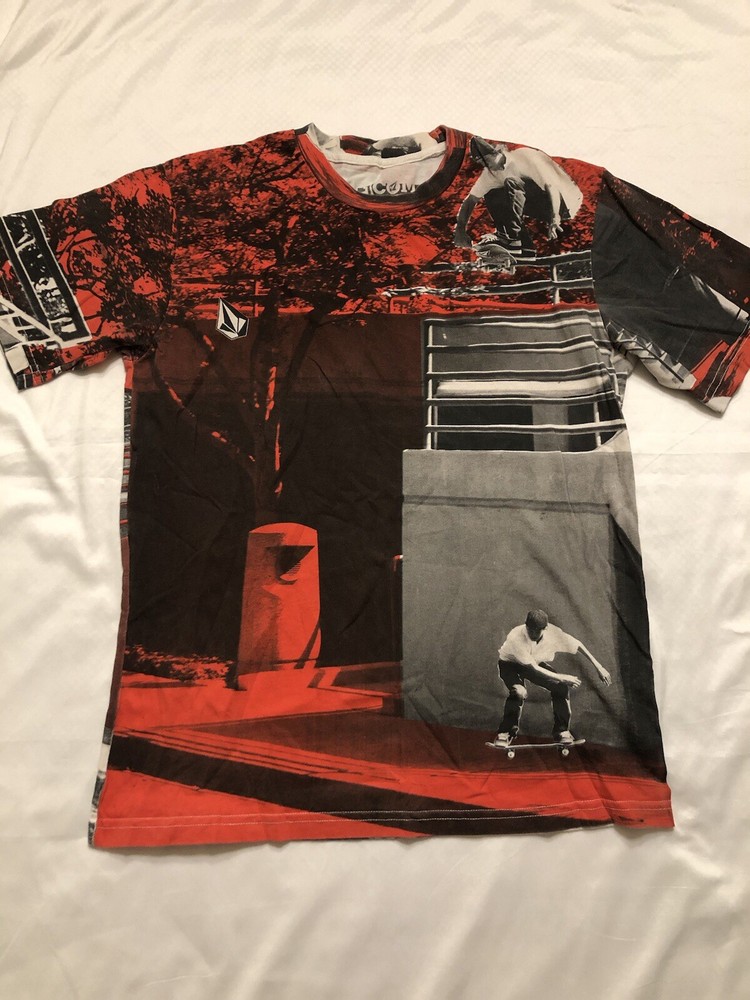 Vintage Volcom Stone Ryan Sheckler AOP Skate T-shirt Size Large Red