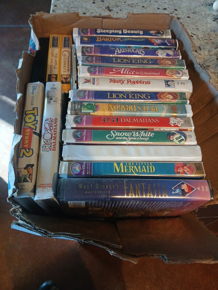 Walt Disney Clamshell VHS Lot 37 Masterpiece Classics Black Diamond Home Video