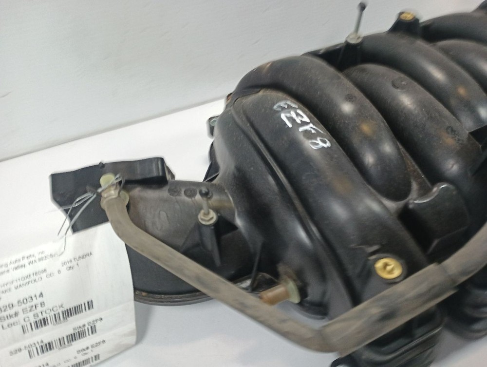 2016 Toyota Tundra 5.7L Engine Intake Manifold OEM 11542323