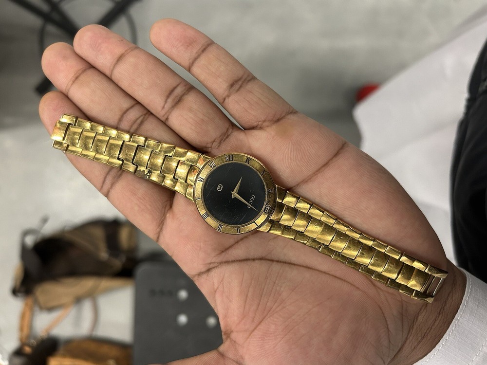 GUCCI 3300M Gold Watch Vintage 1994 Kaliber Model