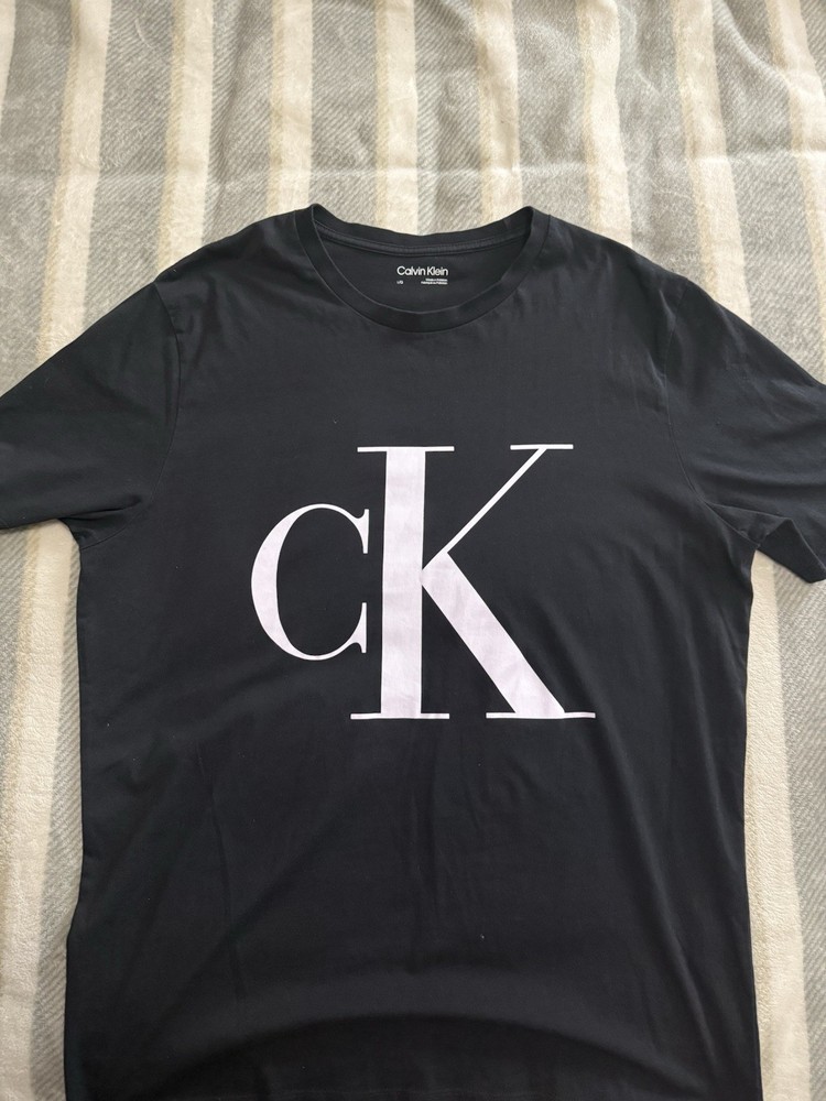 Calvin Klein Jeans Men's Classic CK Monogram Logo Short Sleeve T-Shirt Tee L