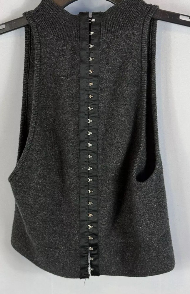 Victoria's Secret Women's Gray Cropped Sleeveless Mock Neck Top In  Size XS