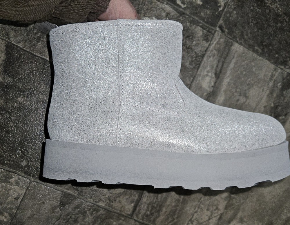 Silver Genuine Suede Boots NWT Women's Size 8 Platform