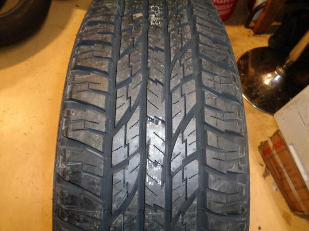 Yokohama Geolandar AT G015 All-Terrain Tire 255/70R18
