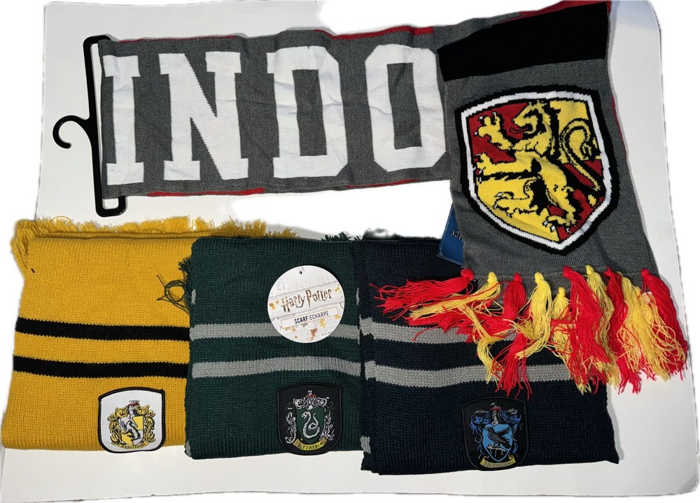 4-Piece Harry Potter House Scarf Set - Gryffindor Ravenclaw Hufflepuff Slytherin