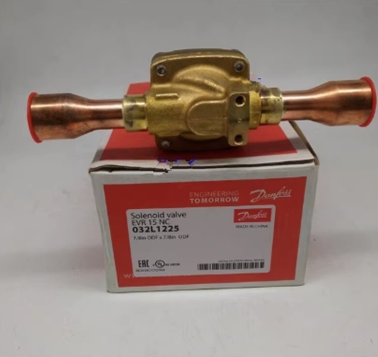 1PCS Danfoss EVR 15 NC 032L1225  refrigeration solenoid valve
