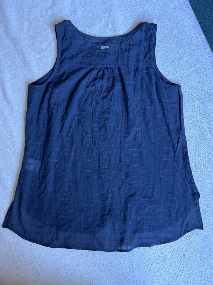 Women's Columbia  Sleeveless Shirt Size L NWT