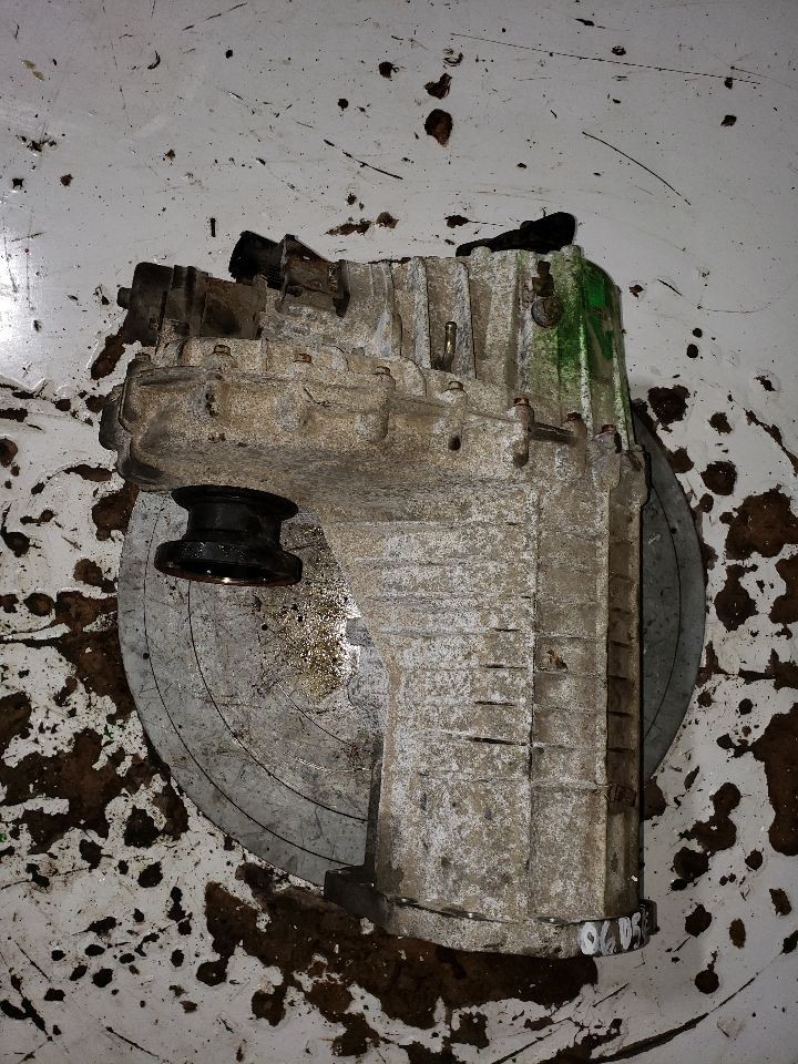Transfer Case 3.2L Automatic Transmission Fits 04-06 PORSCHE CAYENNE 1407521
