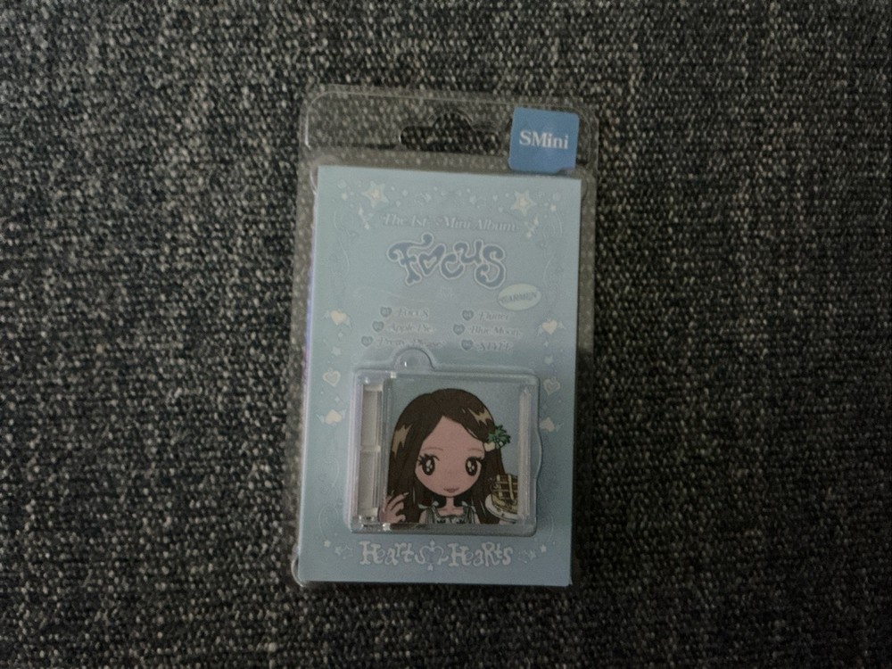 HEARTS2HEARTS Mini CD Album Carmen Version (Photocard Included)