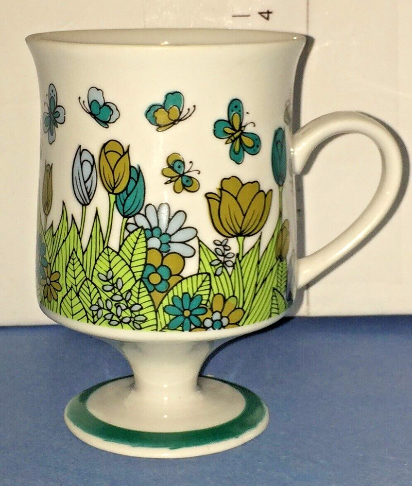 Royal Crown Arnart Pedestal Smug Mugs Porcelain Spring Garden 4046 retro 8oz