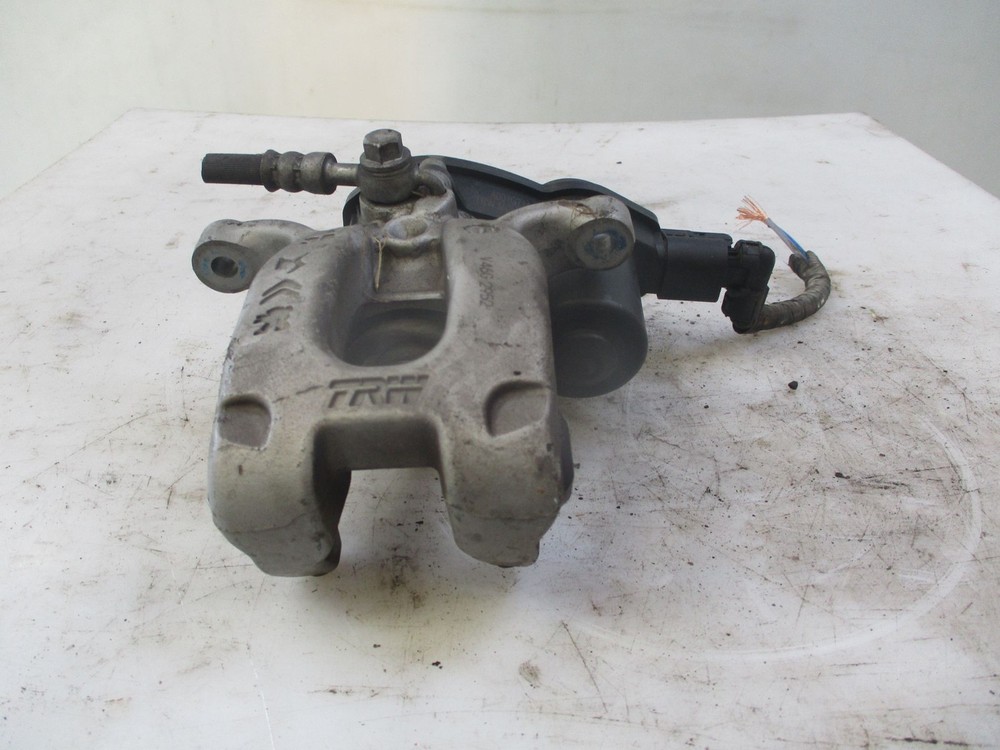 Peugeot 208 II Left Rear Brake Caliper 1672362480