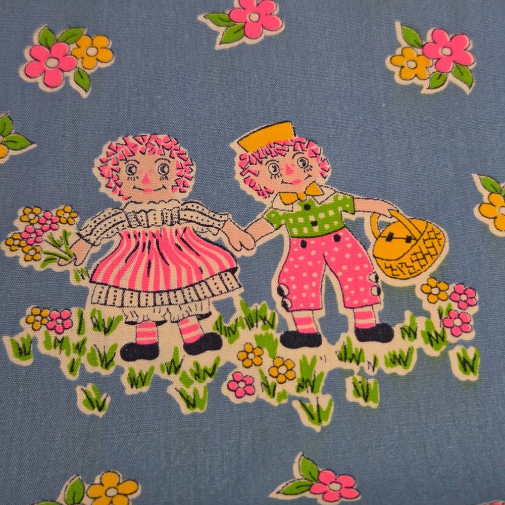 Vintage Raggedy Ann & Andy Fabric 1970s Aesthetic Rare Pattern 26