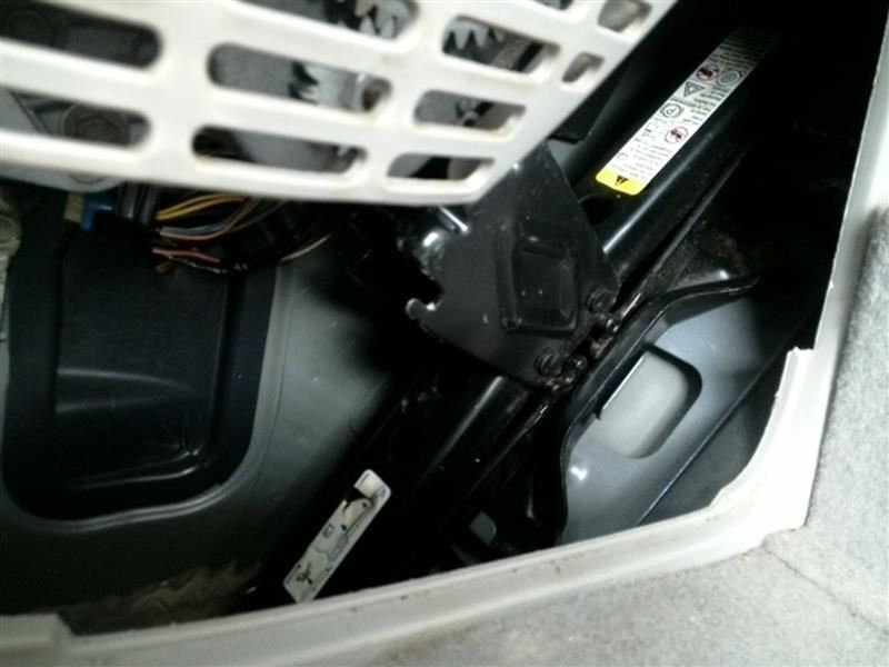 ENCLAVE   2009 Jack 32094581 NO FOAM TRAY NO SPARE TIRE