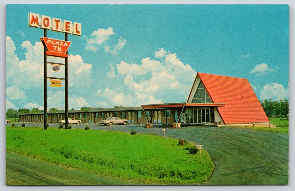 Roadside~Burbank Ohio~Motel Plaza 76~Portico At A-Frame Office~Vintage Postcard