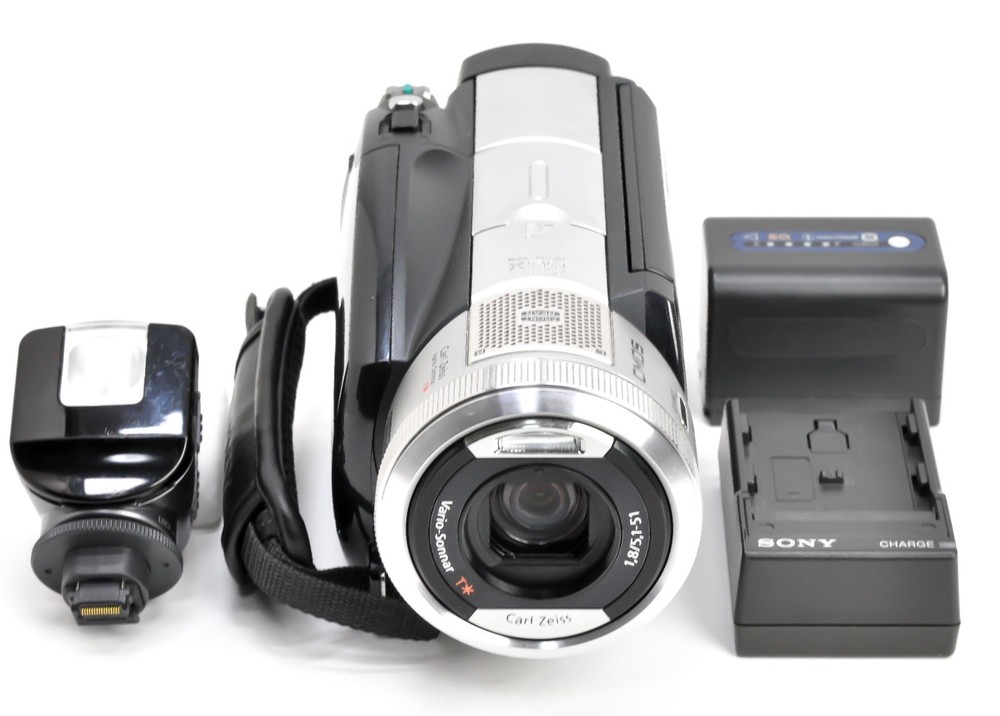 Sony Handycam HDR-SR1 Camcorder 30GB HDD 80x Digital Zoom NightShot from Japan