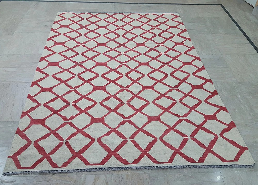 New Custom Kilim Dhurrie Rug Color Red and white Design Handmade Carpet Rug