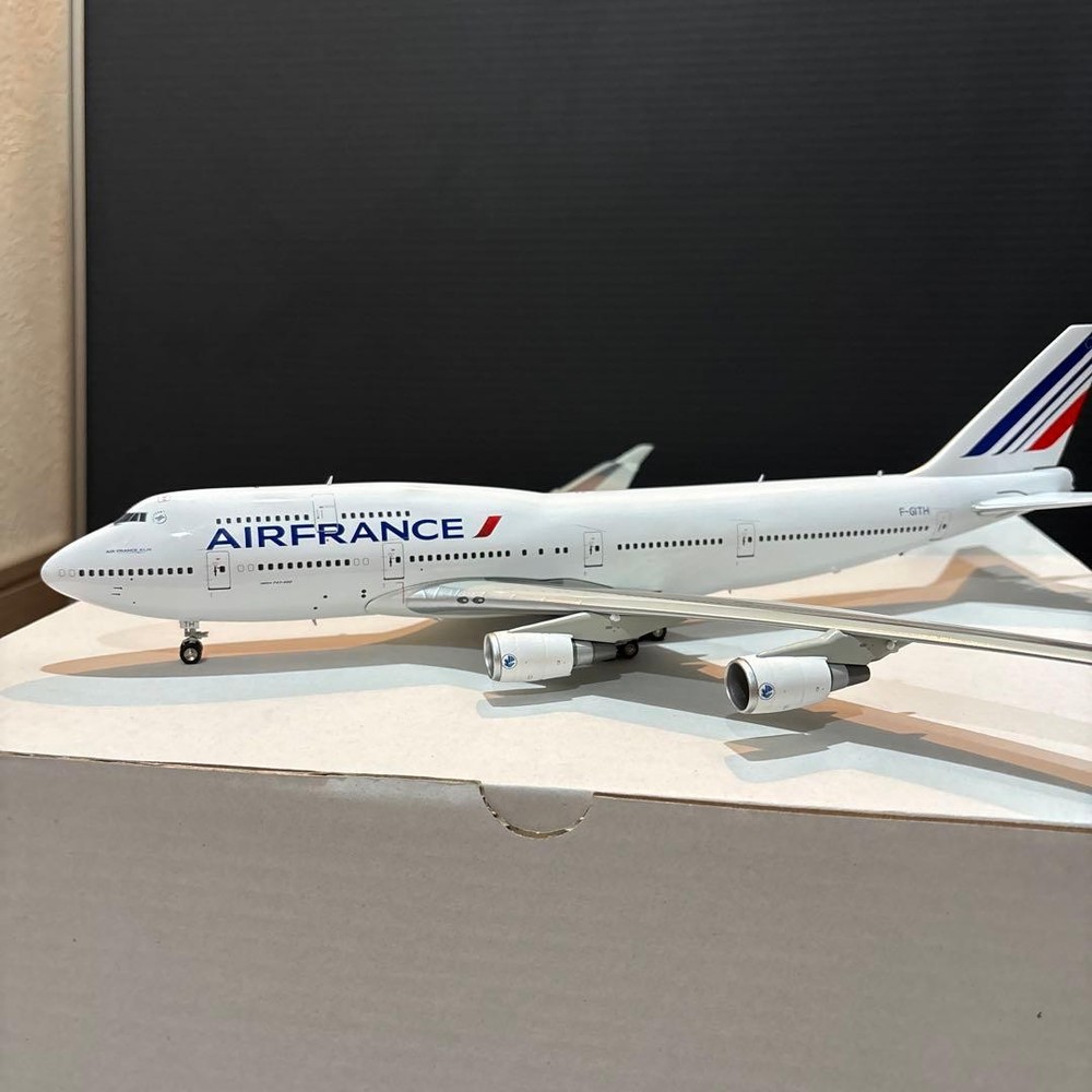 1/200 In-Flight Air France Boeing 747-400 #1b34a3