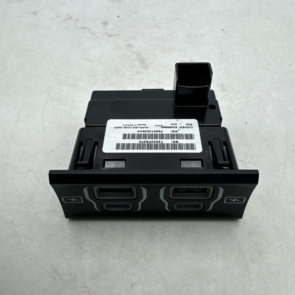 JEEP GRAND CHEROKEE L CENTER CONSOLE REAR USB CHARGING PORT OEM 2022 - 2023
