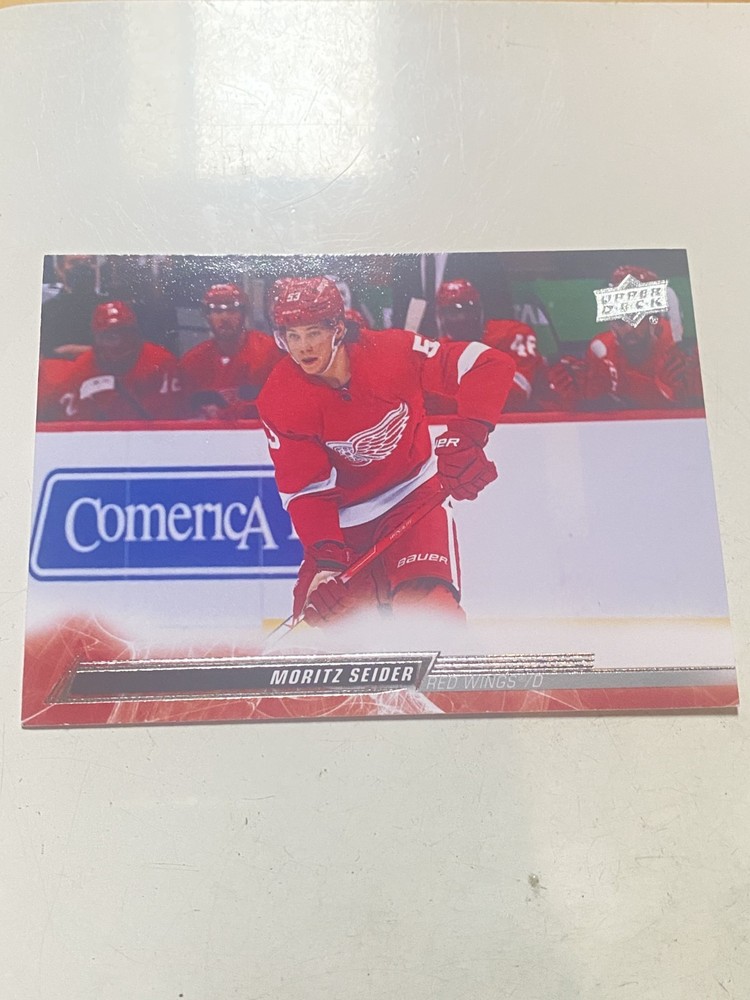 2022-23 Upper Deck Series 1 - Moritz Seider  - NHL Trading Card