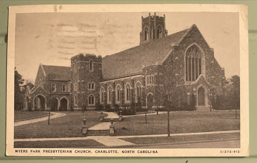 1942 Charlotte, North Carolina Myers Park Presbyterian Church  B&W Postcard