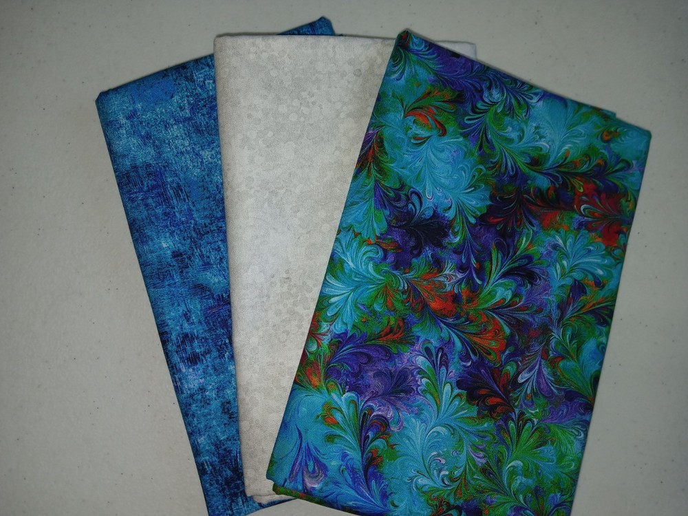 Lot 3 yard Focus Light Dark name brand cotton spring on trend Fabric Cafe look