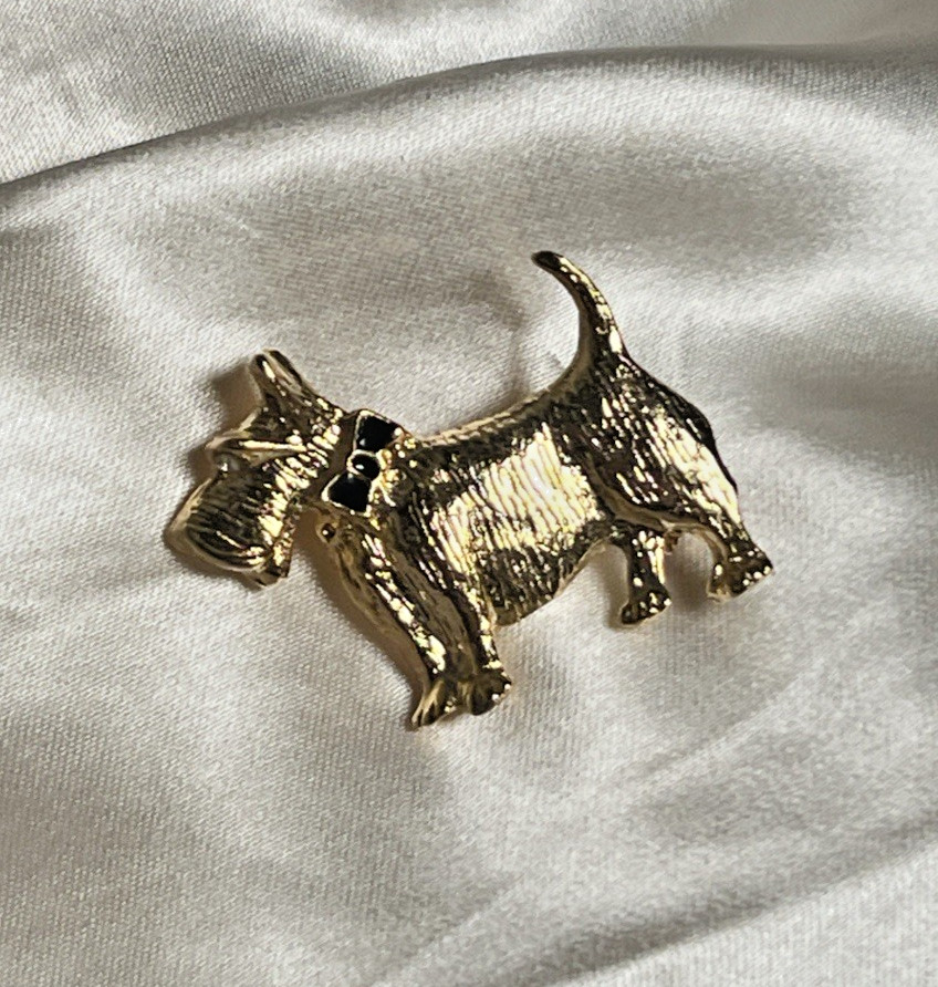 Vintage Black Enamel Bow Gold Tone Scottie Dog Brooch/Pin. Used. Jewelry